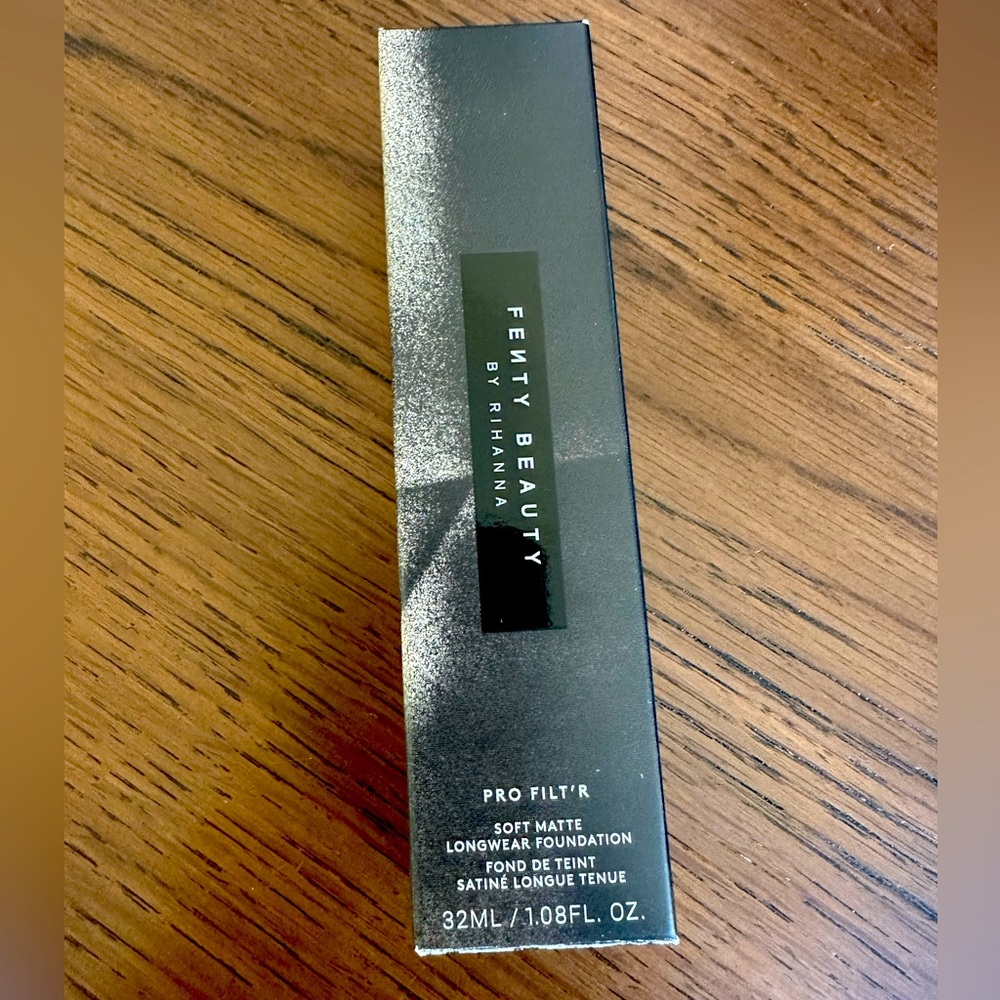 NEW Fenty Beauty Pro Filt’r soft matte longwear foundation 190